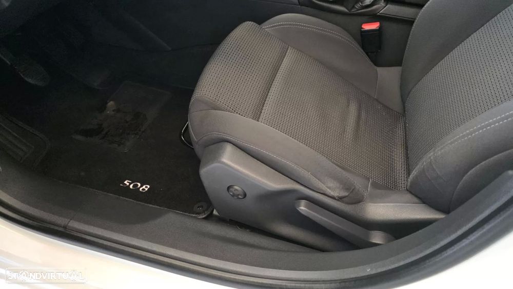 Peugeot 508 SW 1.6 BlueHDi Allure - 38