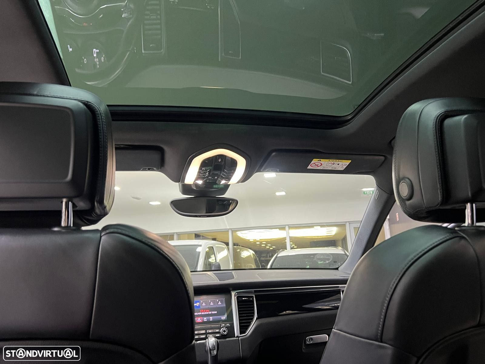 Porsche Macan S - 28