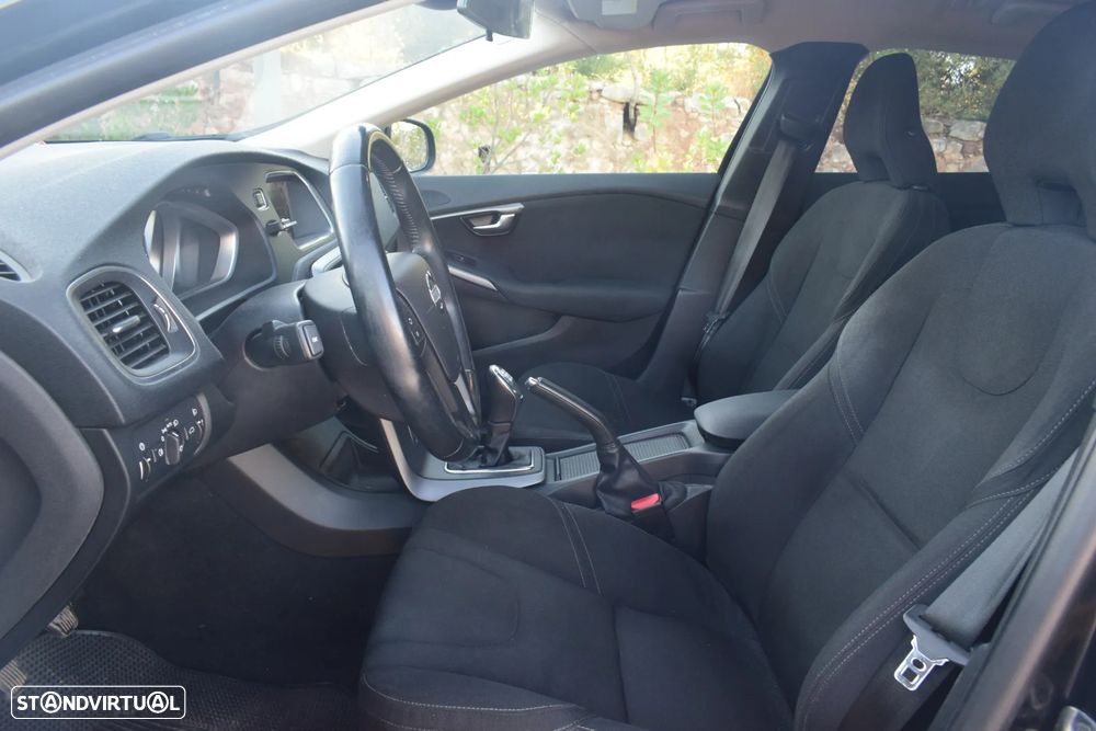 Volvo V40 1.6 D2 Summum - 9