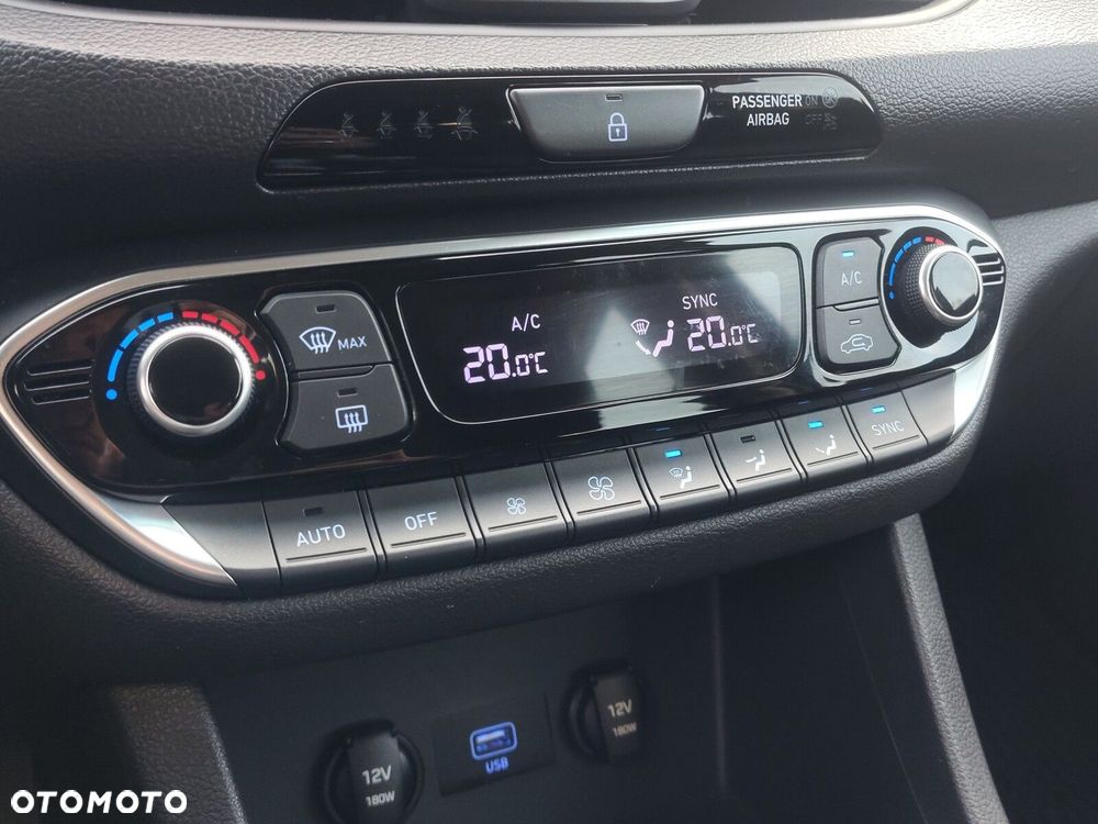 Hyundai i30 1.5 DPI Comfort - 21