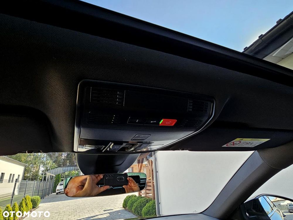 Skoda Superb 2.0 TDI DSG L&K - 27