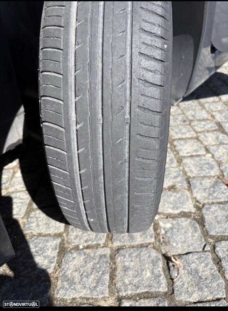 Peugeot 307 1.4 16V Executive - 15