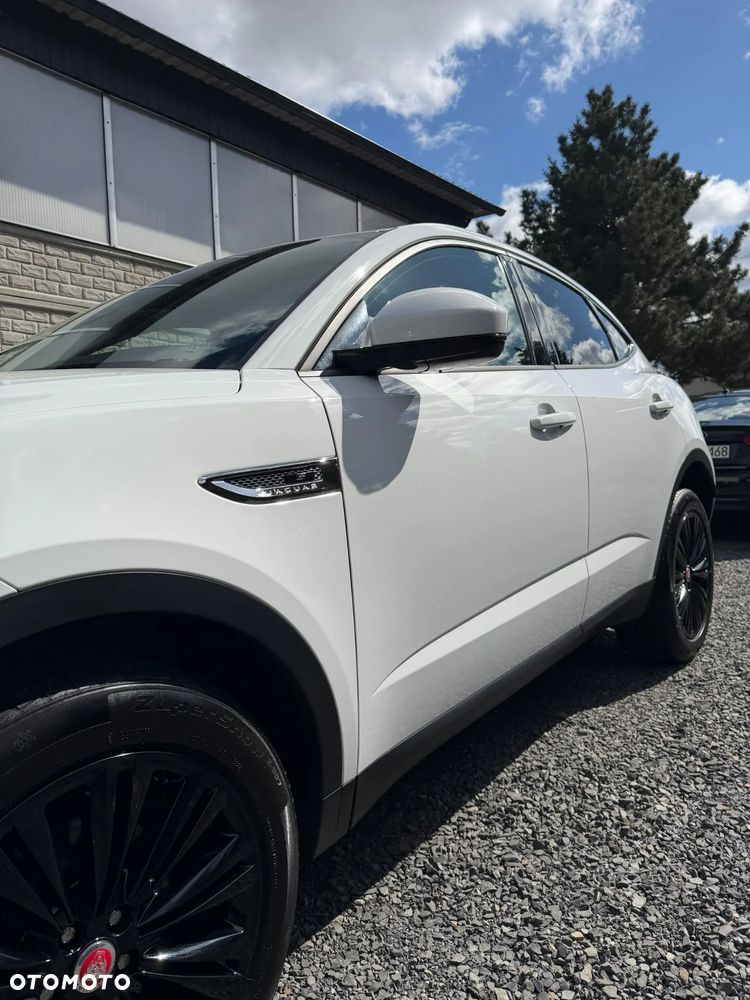Jaguar E-Pace 2.0 i4D AWD - 9