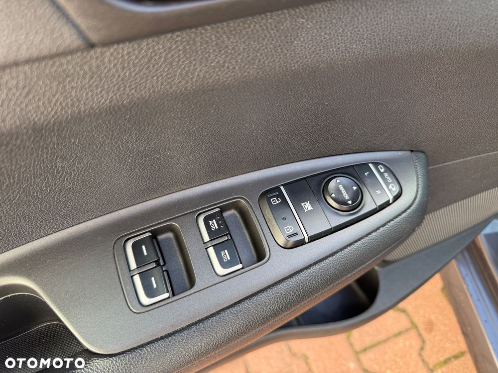 Kia Optima - 13