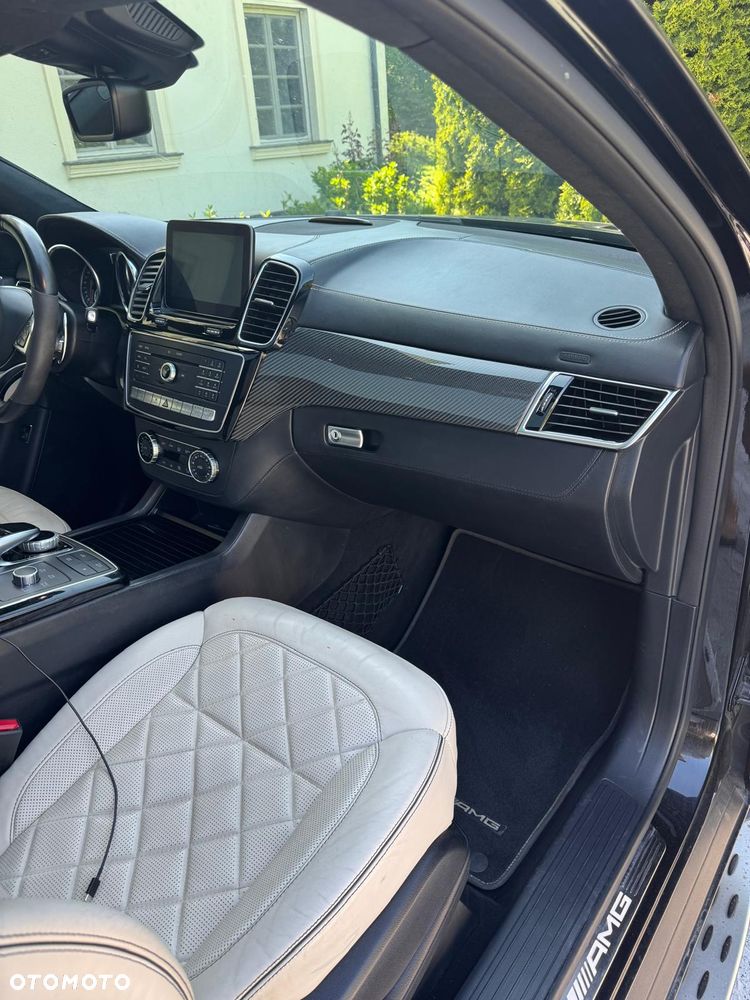 Mercedes-Benz GLE AMG 43 4-Matic - 23