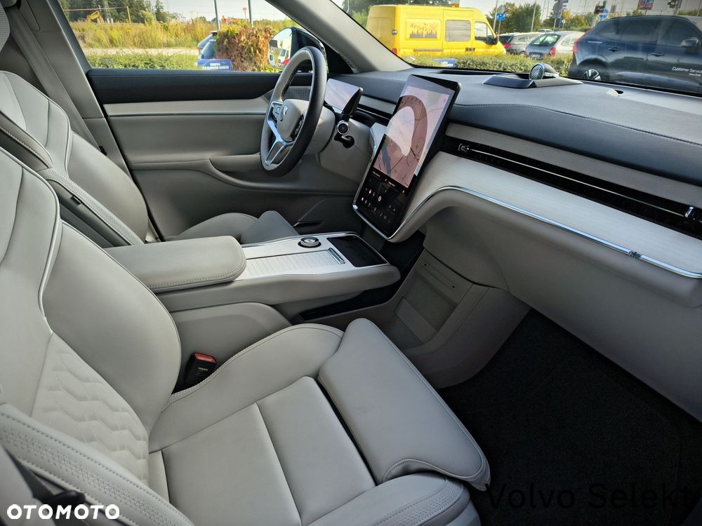 Volvo EX90 - 25