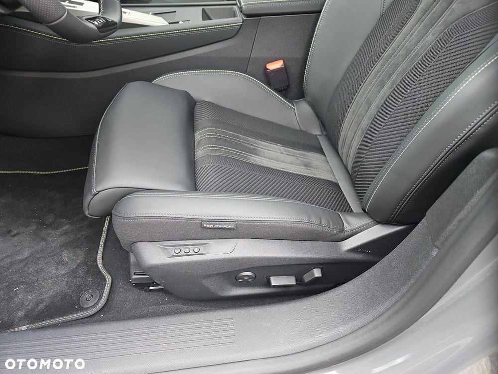 Peugeot 308 - 17