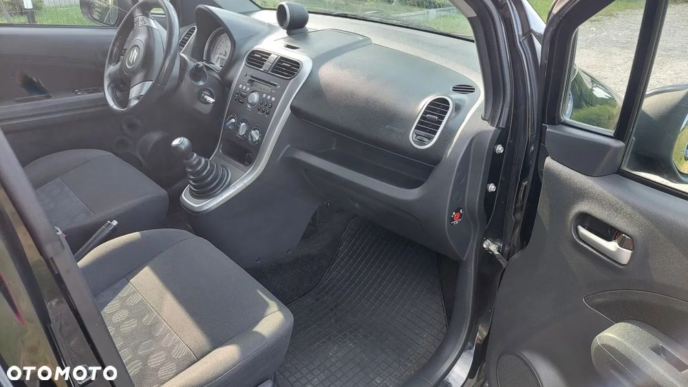 Suzuki Splash - 20