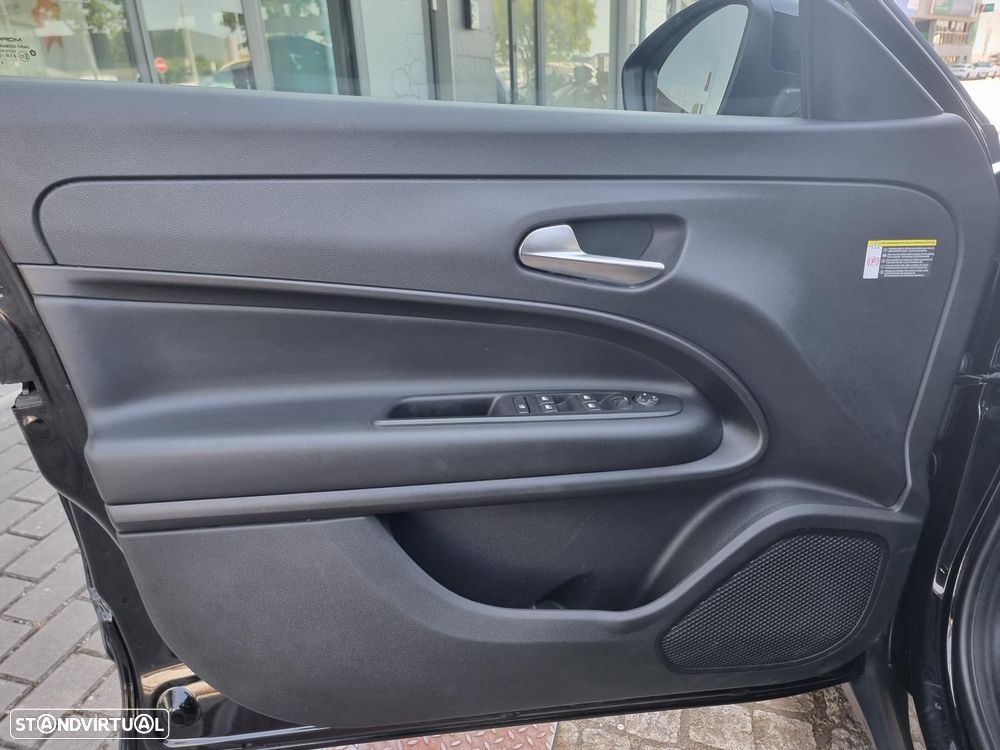 Jeep Avenger 1.2 GSE T3 Altitude - 18