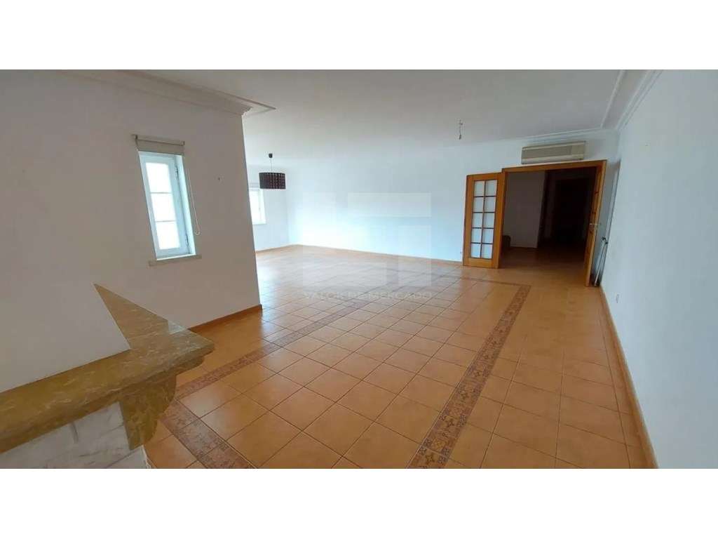 APARTAMENTO T4 - QUINTA DA BELOURA II - Grande imagem: 3/8