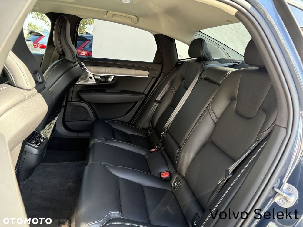 Volvo S90 - 25
