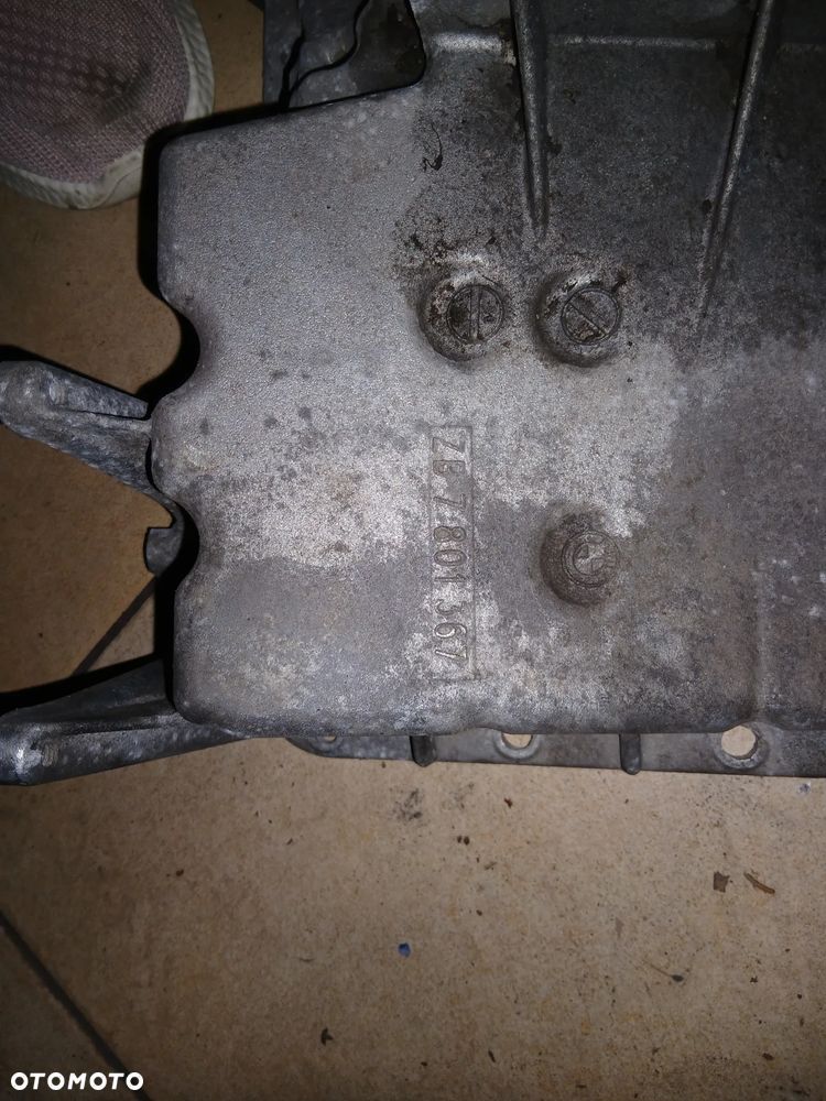 Miska olejowa BMW E83 X3 4X4  3l.d M57 7801367 - 3