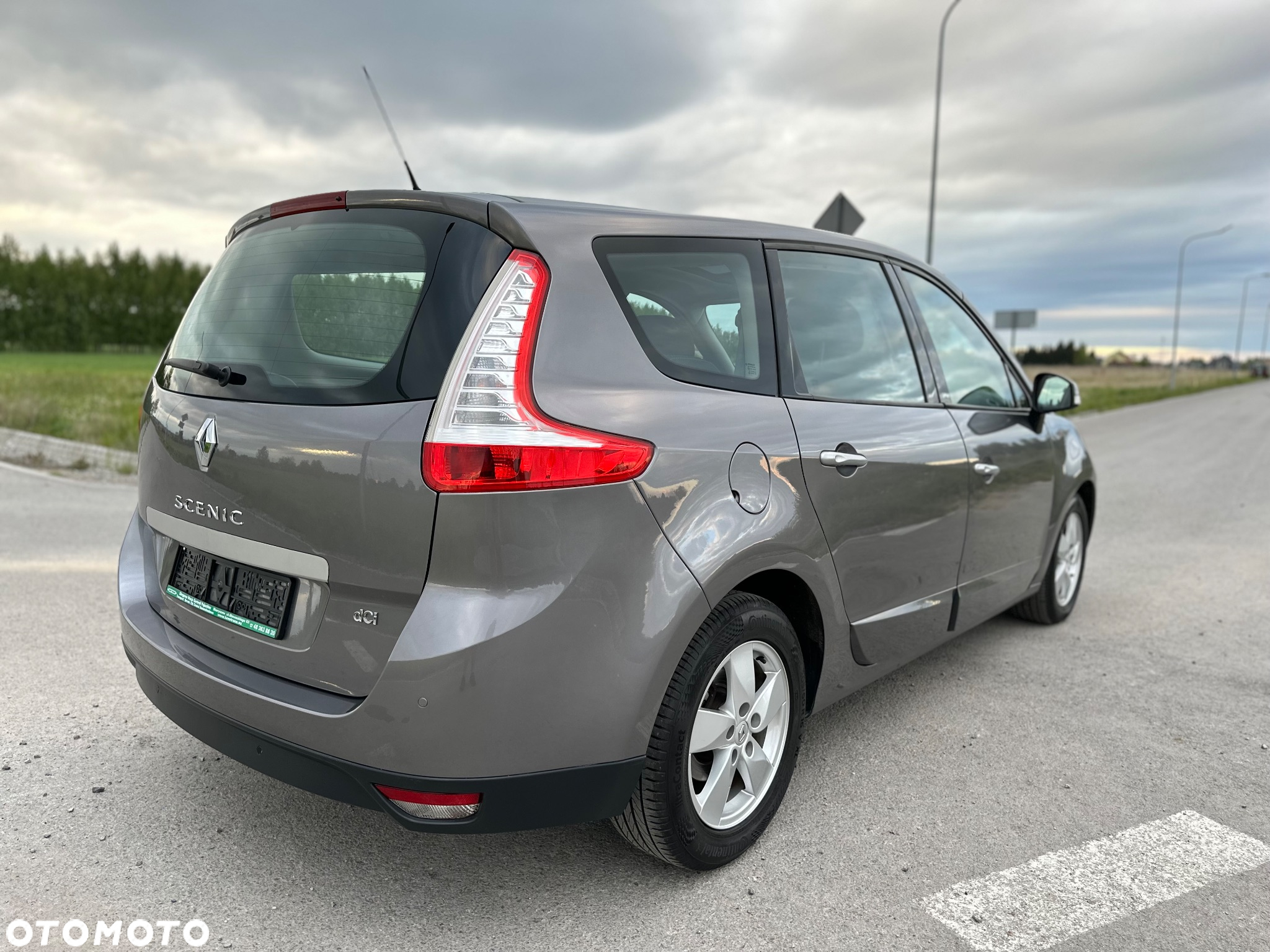 Renault Scenic - 5