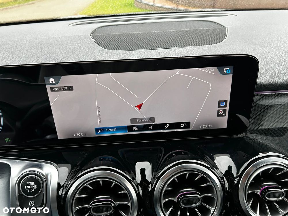 Mercedes-Benz GLB 250 4-Matic AMG Line 8G-DCT - 18