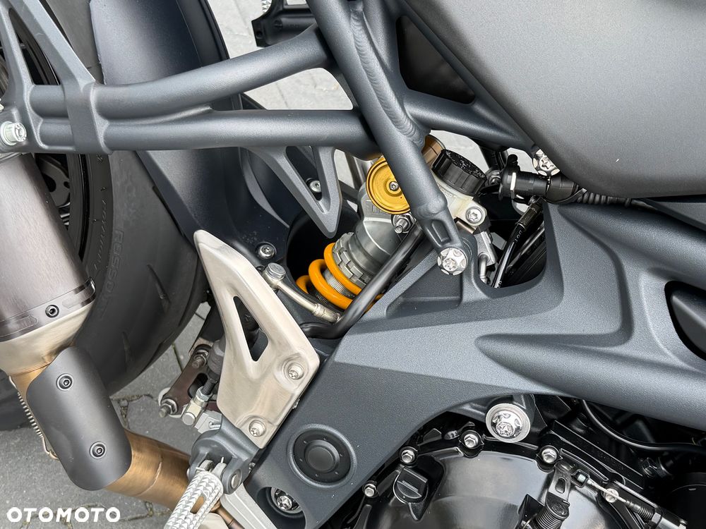 Triumph Speed Triple - 14