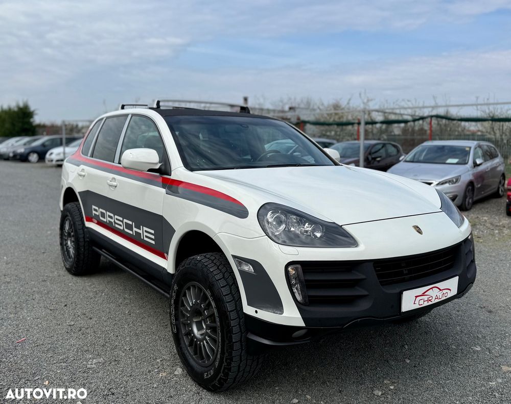 Porsche Cayenne - 1