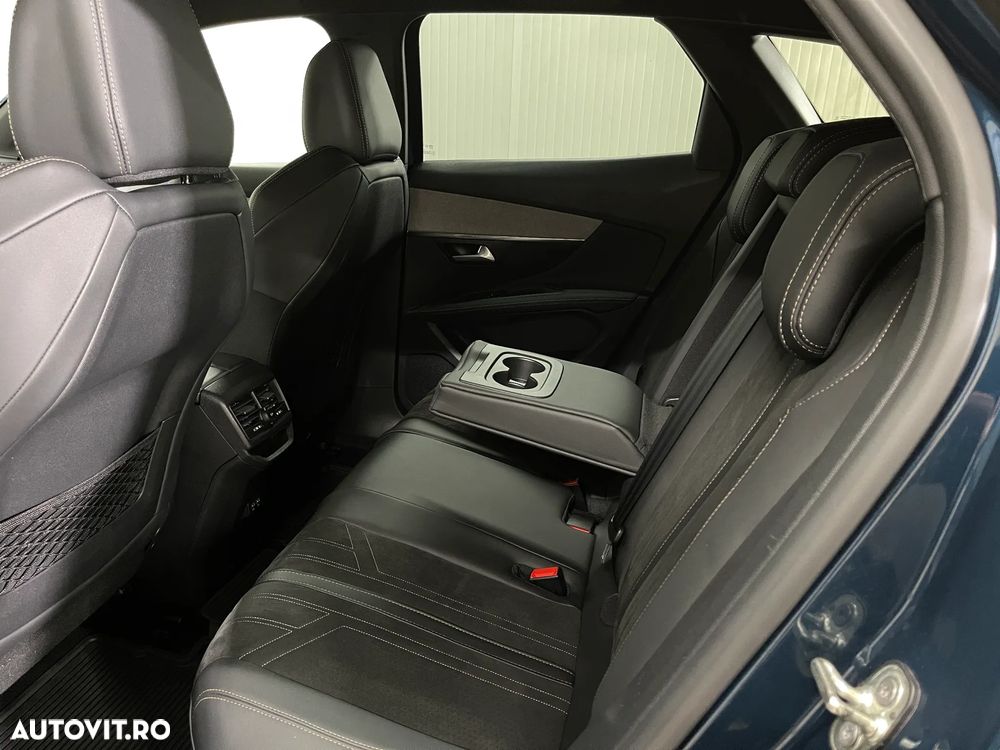 Peugeot 3008 1.2 PureTech 130 EAT8 GT - 13