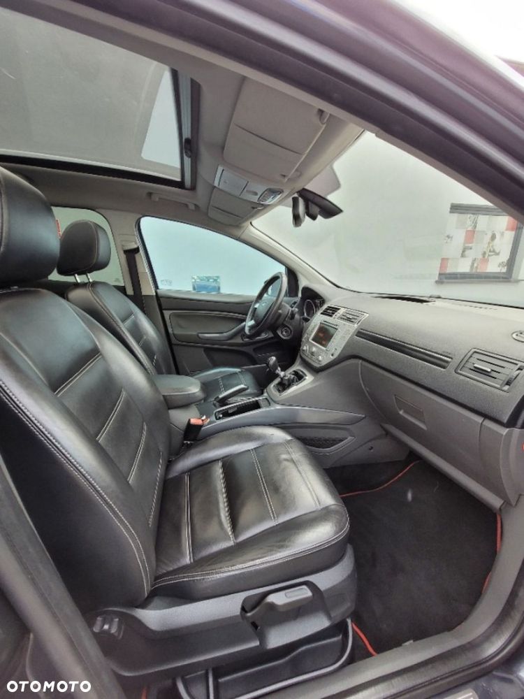 Ford Kuga 2.0 TDCi 4WD Titanium - 17