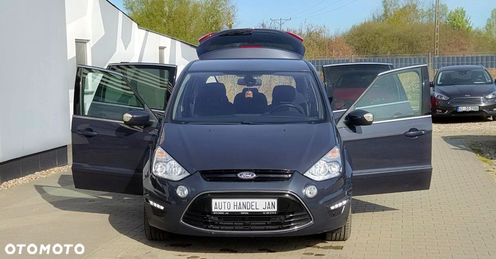 Ford S-Max - 19