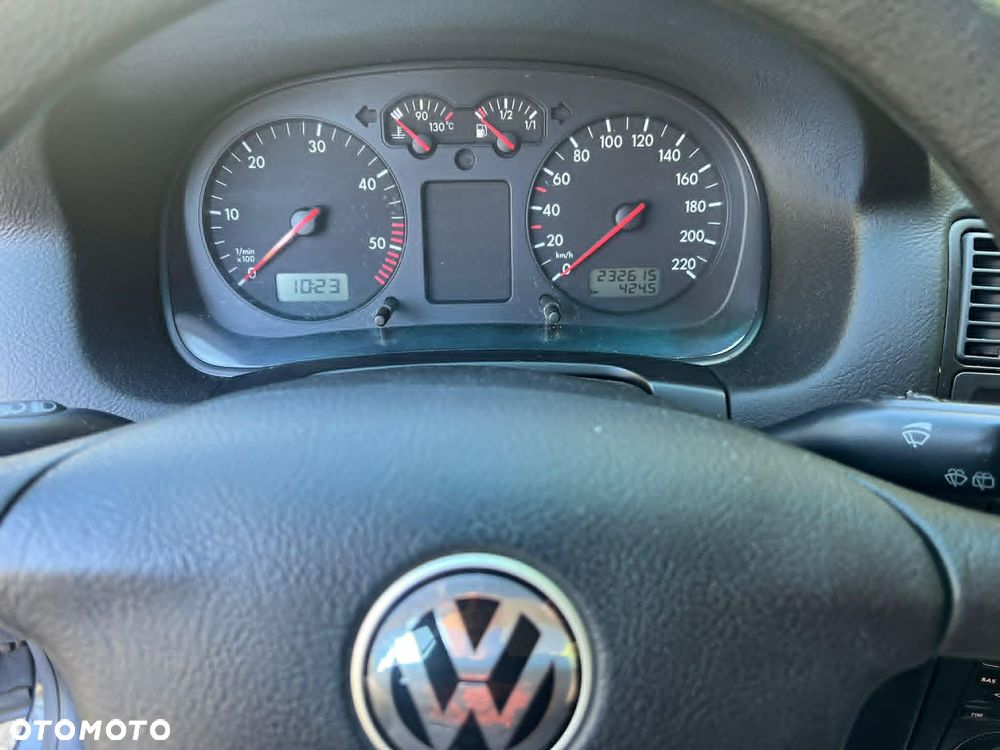 Volkswagen Golf 1.9 SDI Comfortline - 7