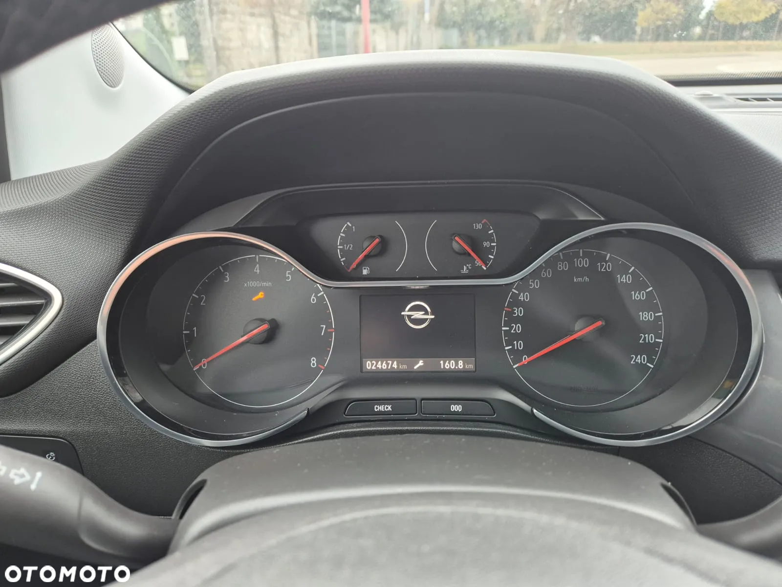 Opel Crossland - 18