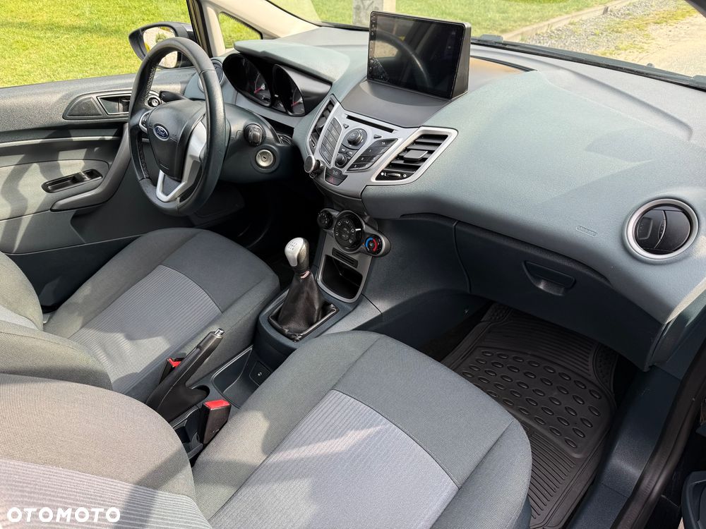Ford Fiesta 1.25 Ambiente - 19