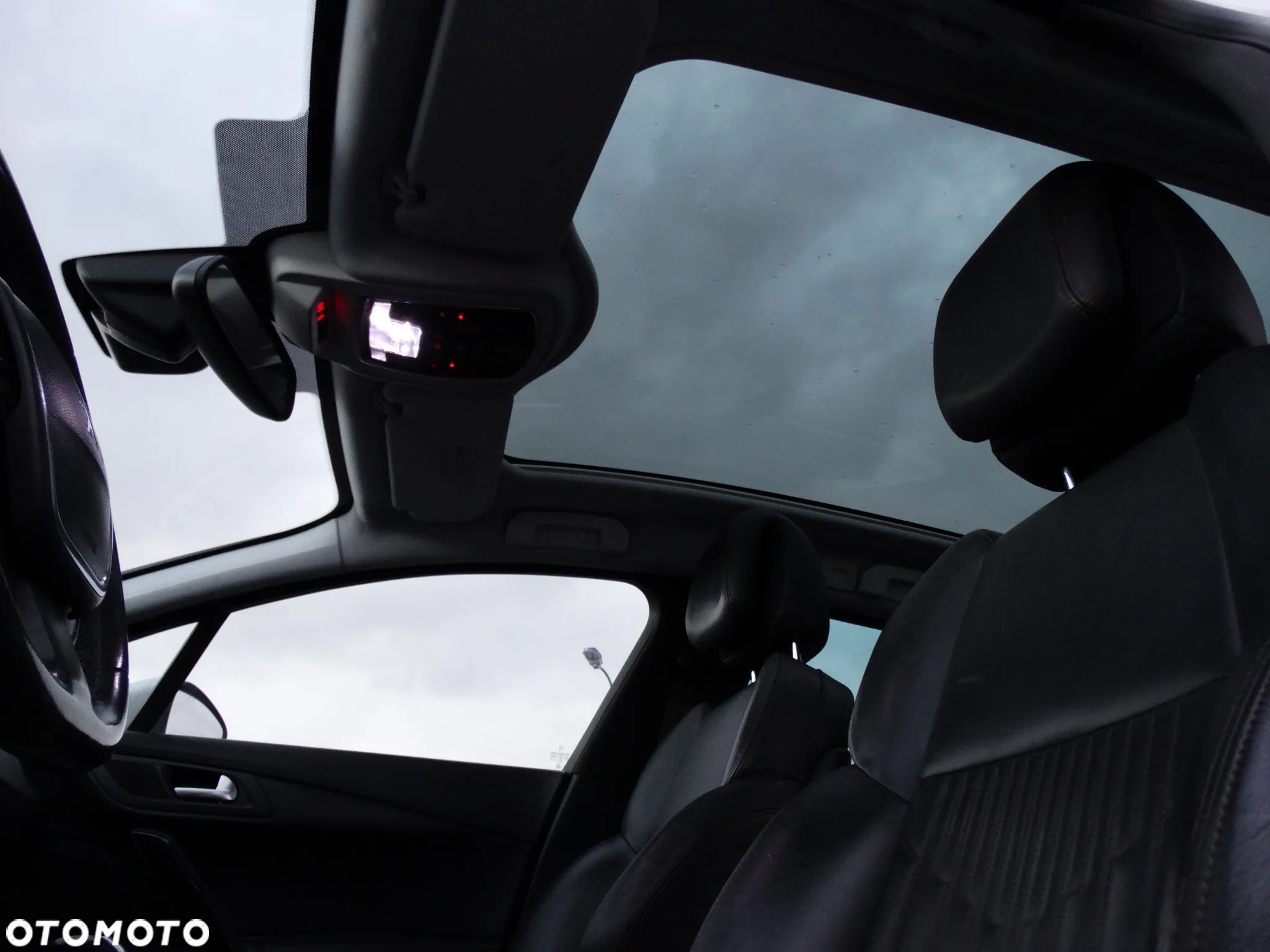 Peugeot 508 RXH 2.0 HDi HYbrid4 - 28