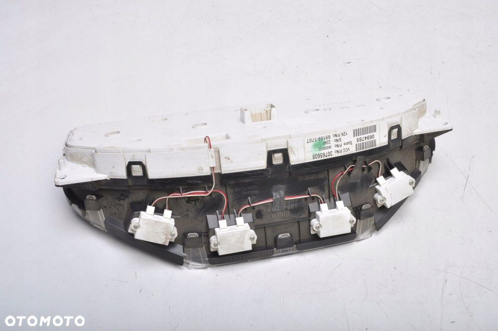 VOLVO XC90 I 4.4 V8 316KM LICZNIK ZEGARY LIFT USA 30765608 - 9