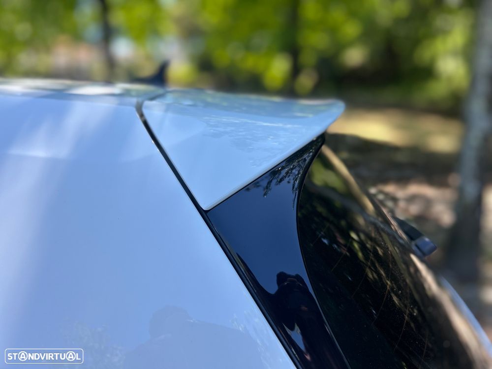 VW Golf 2.0 TSI GTI DSG Performance - 38