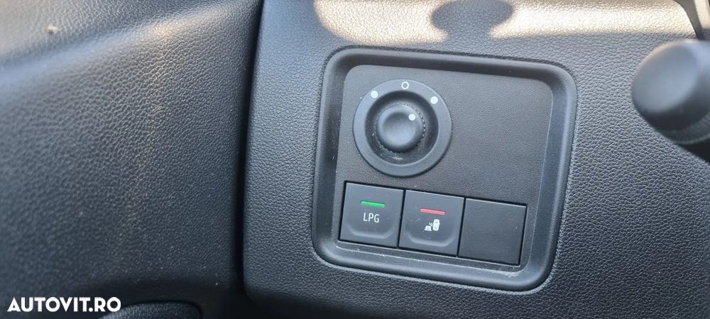 Dacia Duster ECO-G 100 Journey+ - 14