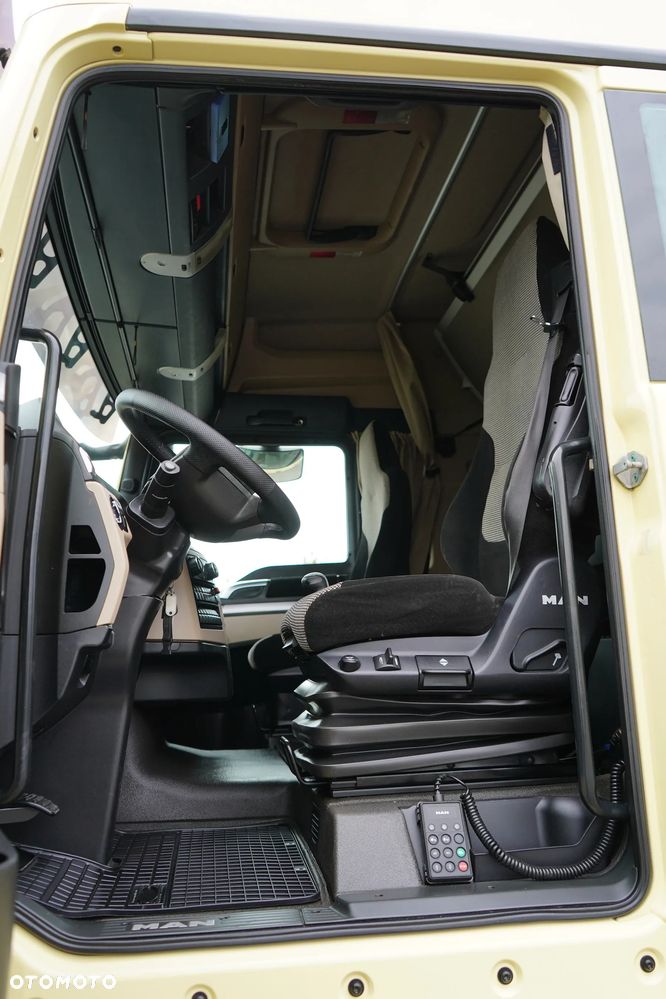 MAN TGX / 18.360 / ACC / E 6 / FIRANKA / 19 PALET / MANUAL / ŁAD. 7650 KG - 7