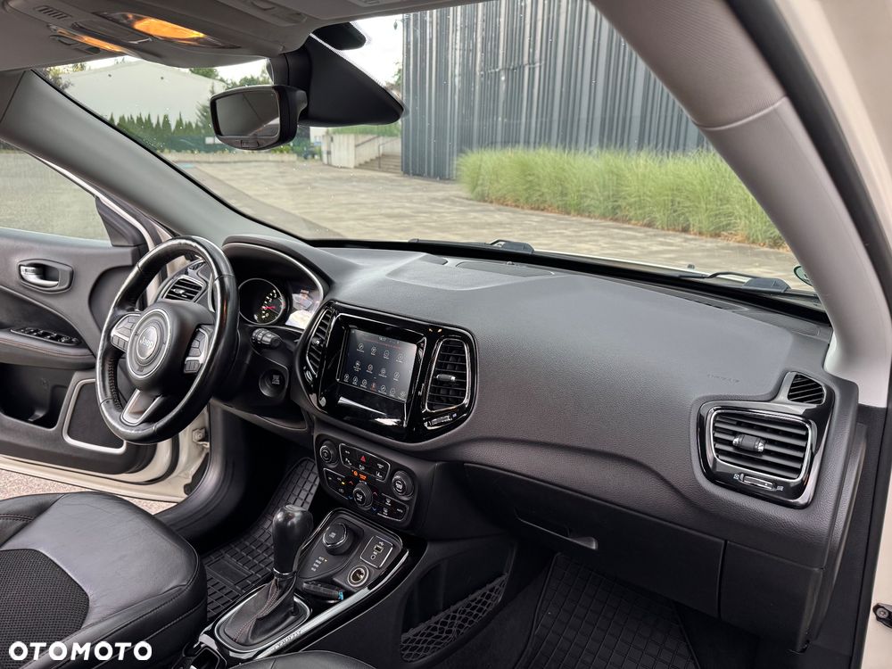 Jeep Compass 1.4 TMair Limited 4WD S&S - 30