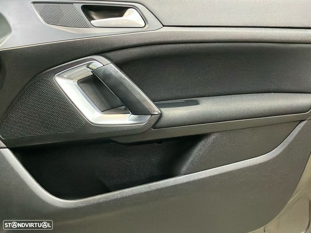 Peugeot 308 SW - 21