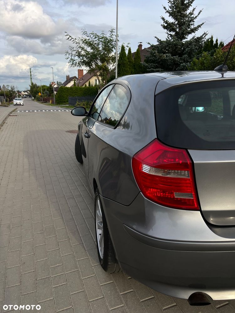 BMW Seria 1 116i - 19