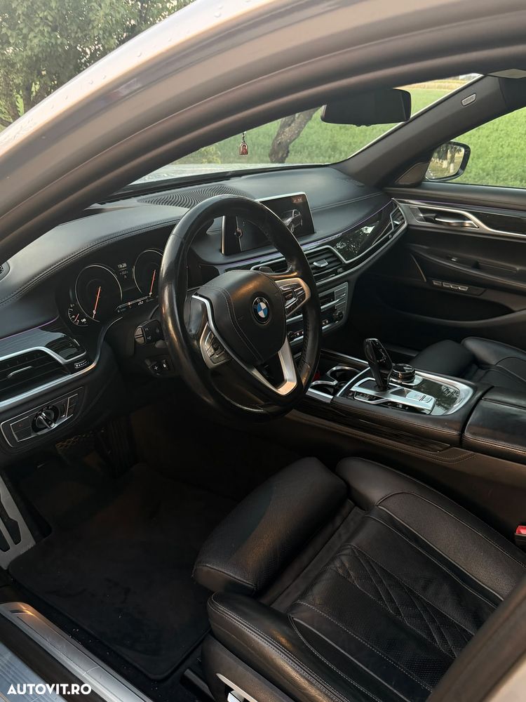 BMW Seria 7 750i xDrive Edition Exclusive - 11