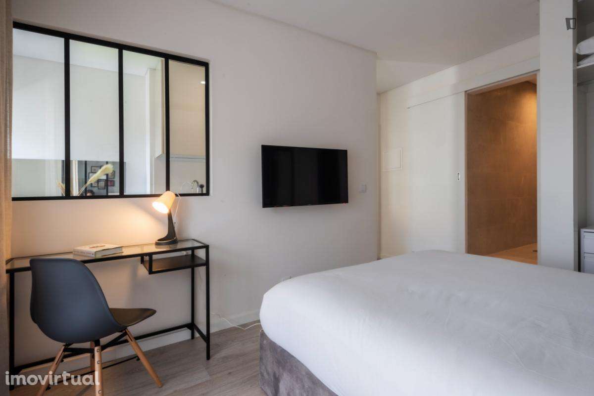 Estúdio - localizado em Montes Claros Coimbra - Grande imagem: 3/10