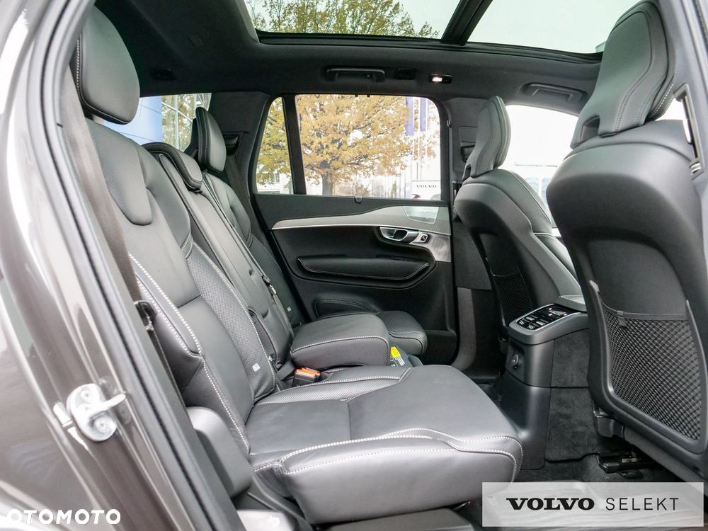 Volvo XC 90 - 37