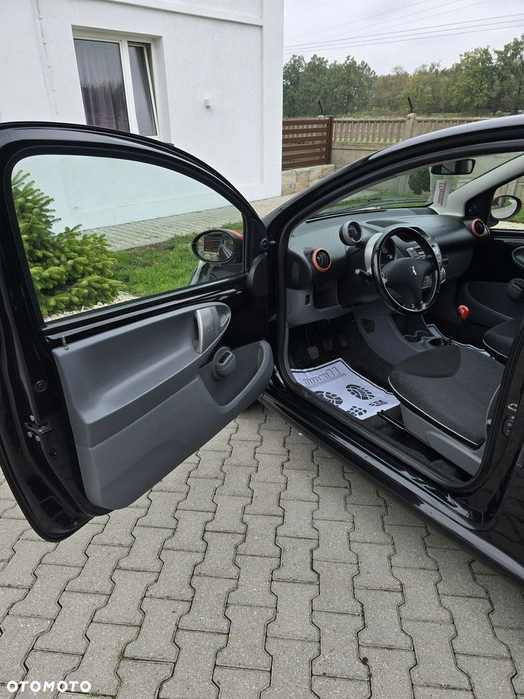 Peugeot 107 - 14