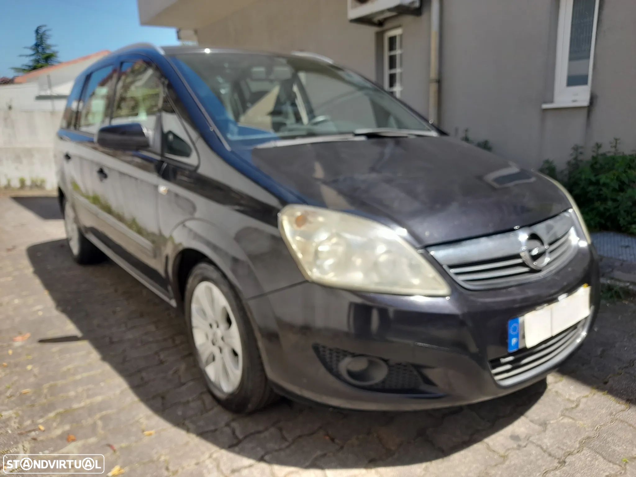 Opel Zafira 1.7 CDTi EcoFLEX - 1
