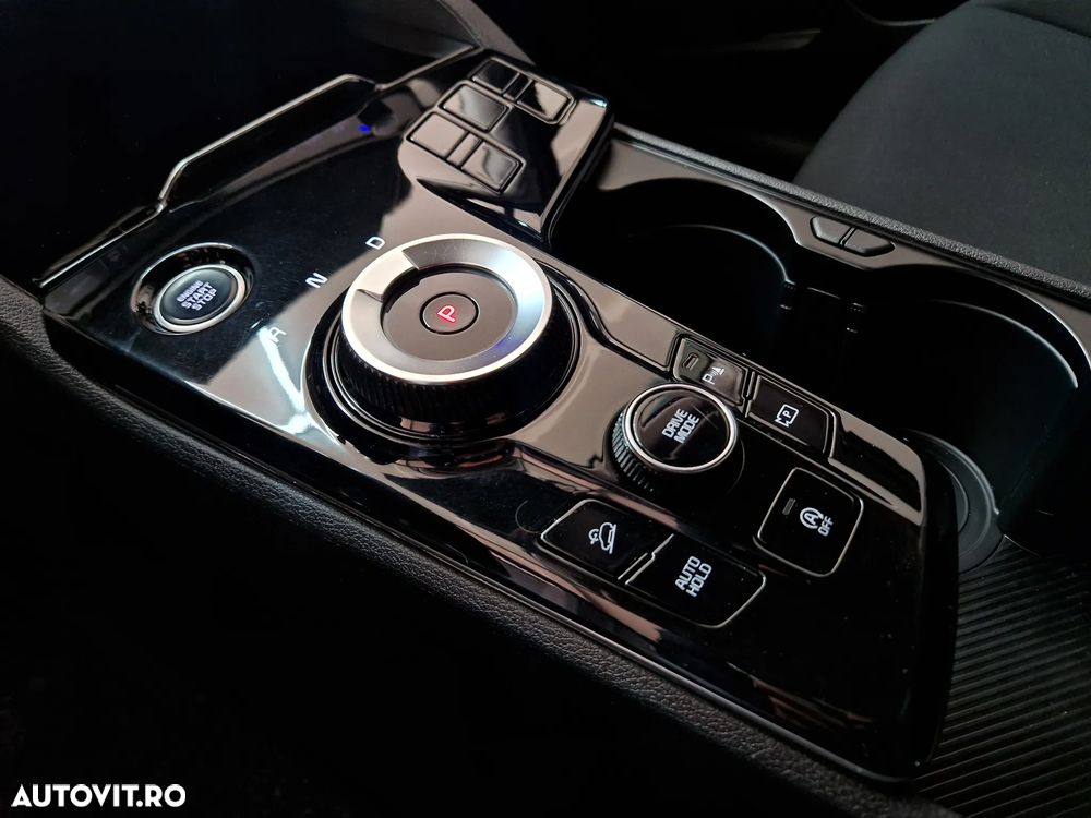 Kia Sportage 1.6 DSL MHEV 7DCT HP 4x2 Style - 18