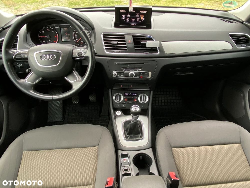 Audi Q3 - 22