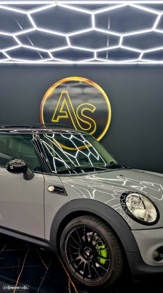 MINI 3 Portas One D - 9