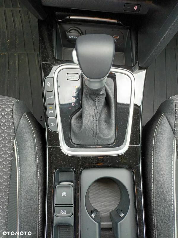 Kia XCeed - 22
