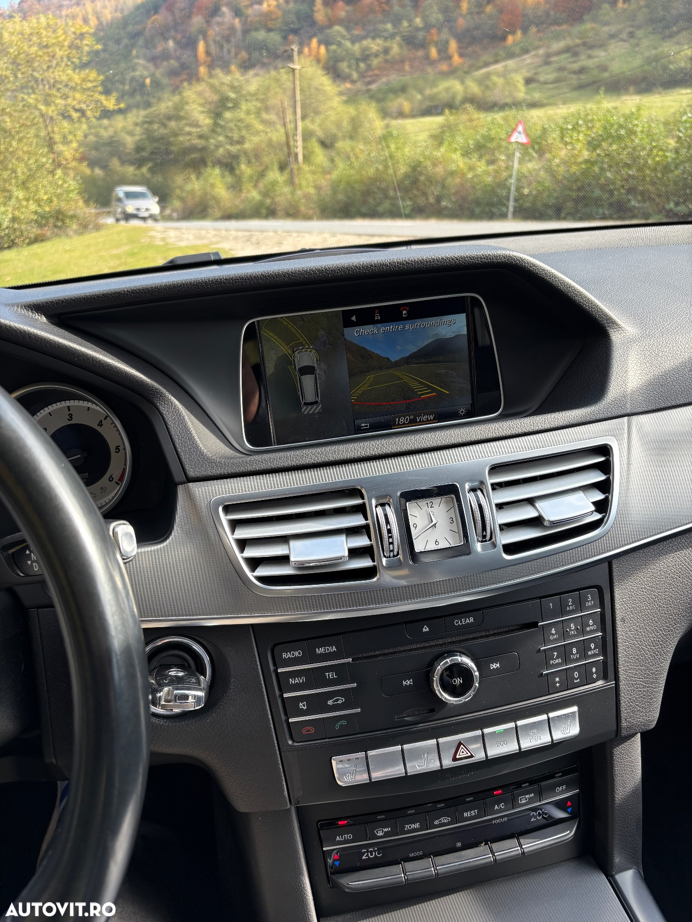Mercedes-Benz E 220 BlueTEC 4Matic 7G-TRONIC Avantgarde - 24
