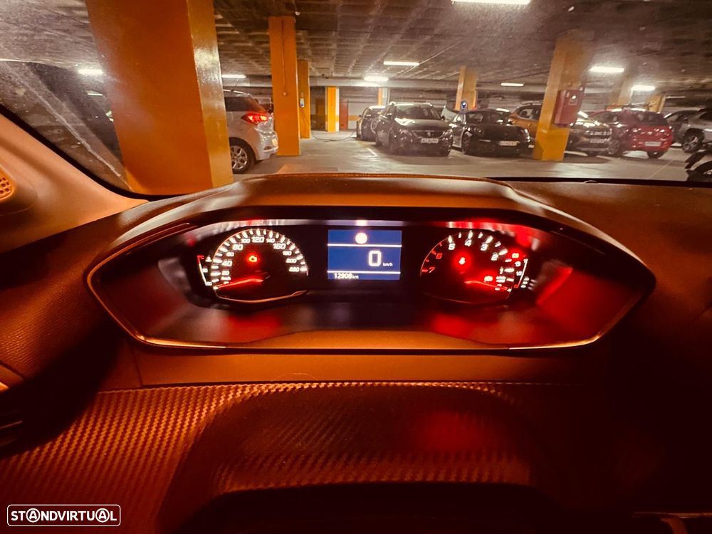 Peugeot 208 1.2 PureTech Active Pack - 4