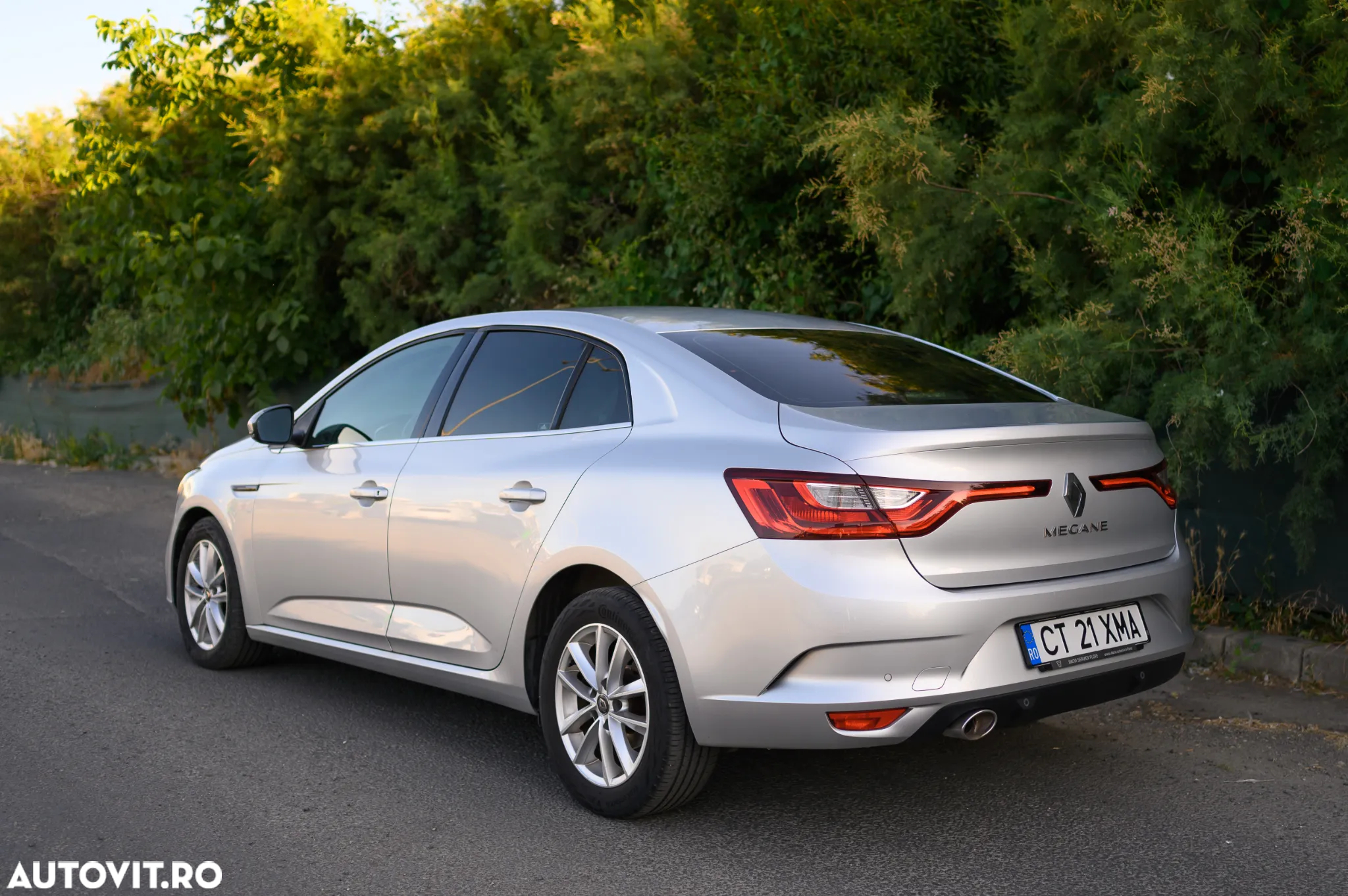 Renault Megane - 5