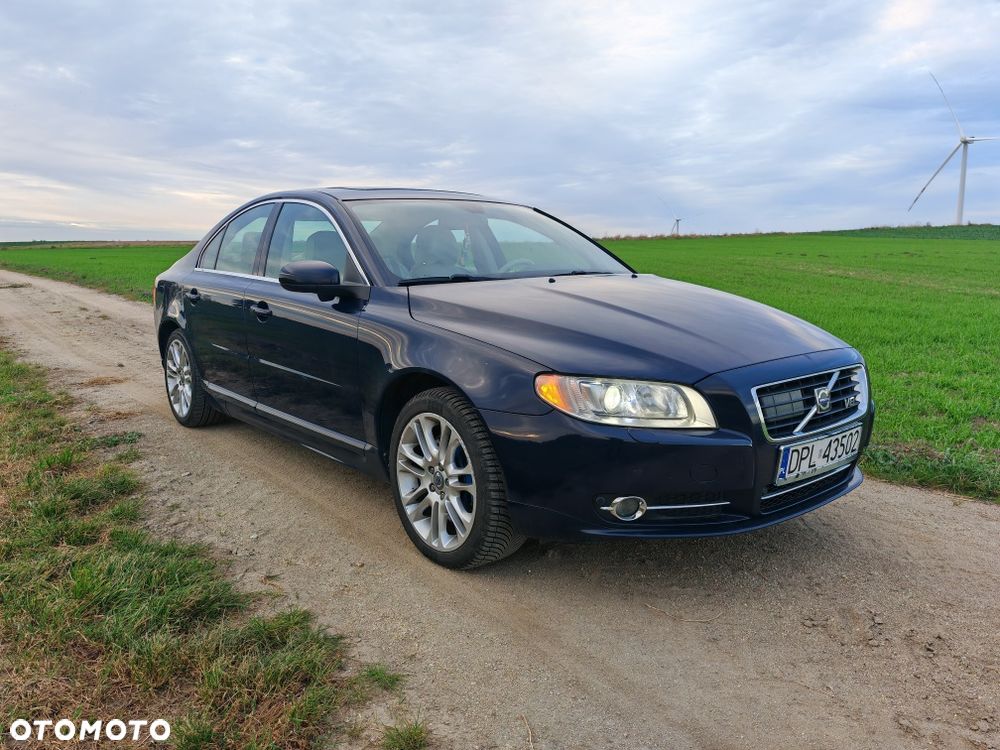 Volvo S80