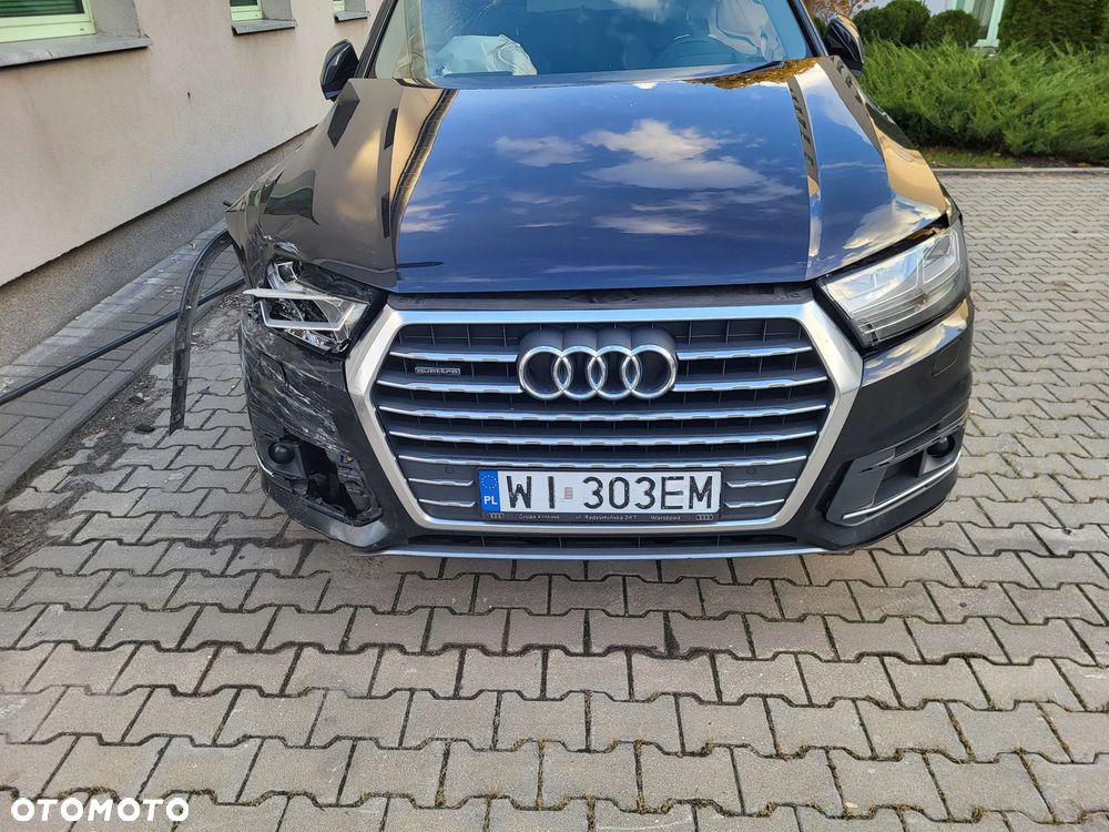 Audi Q7 - 8