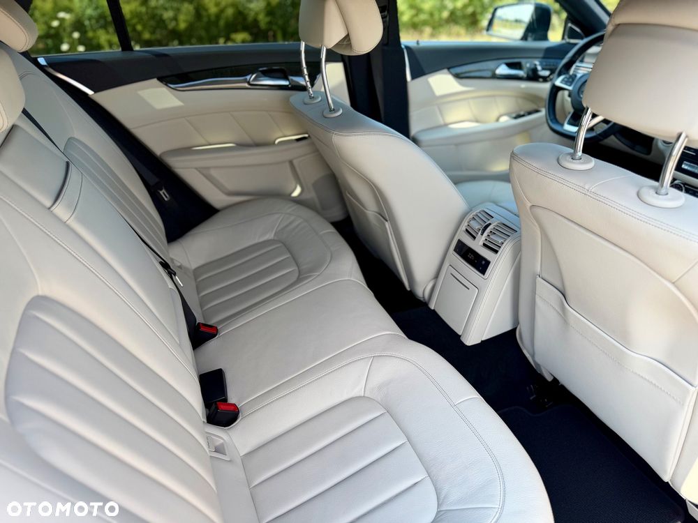 Mercedes-Benz CLS 500 4Matic BlueEFFICIENCY 7G-TR - 20