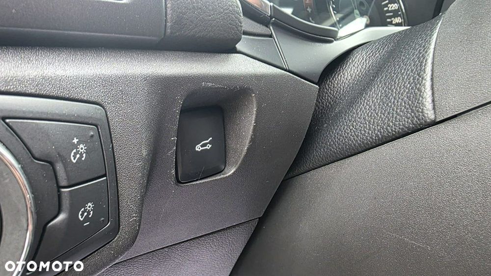 Ford Mondeo - 15